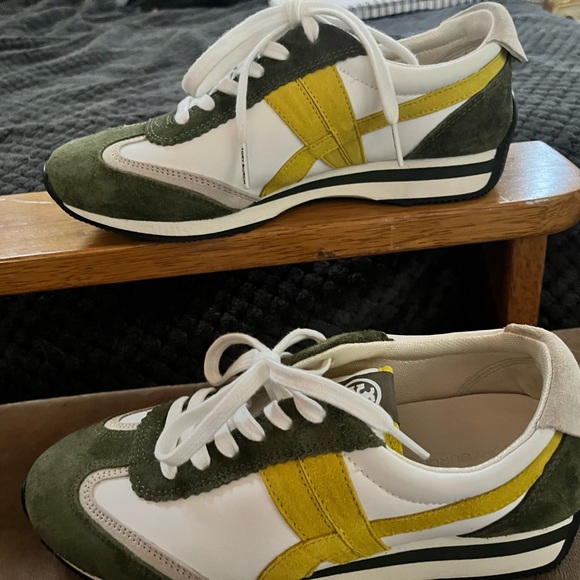 tory burch sneakers nwot - Picture 9 of 9